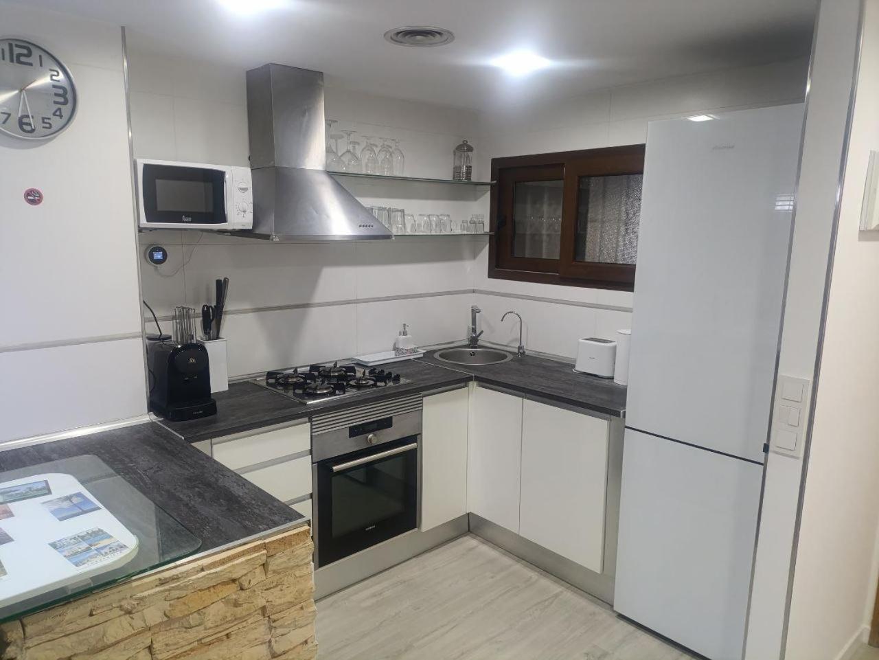 Apartment To Rent In Costa Blanca Τορεβιέχα Εξωτερικό φωτογραφία