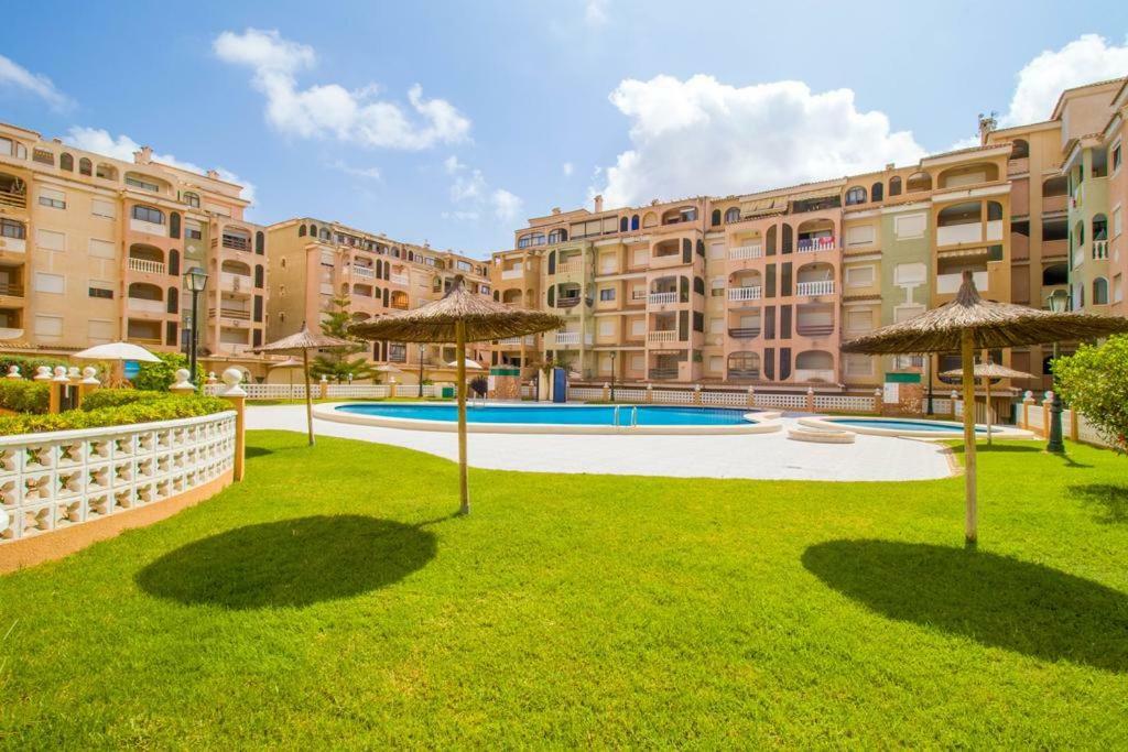 Apartment To Rent In Costa Blanca Τορεβιέχα Εξωτερικό φωτογραφία